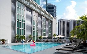 Courtyard Miami Downtown Brickell Area